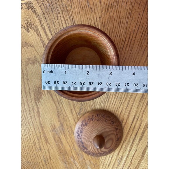 Vintage German Hand Turned Wood Lidded Jar Pyrography Souvenir Deutschland - Picture 7 of 7